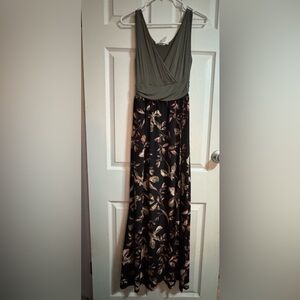 Elegant Olive and Black Floral Maxi Skirt